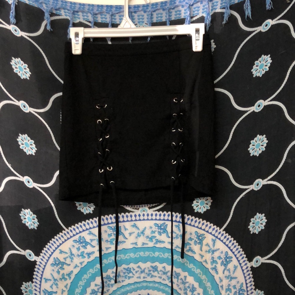 Forever 21 lace up suede skirt